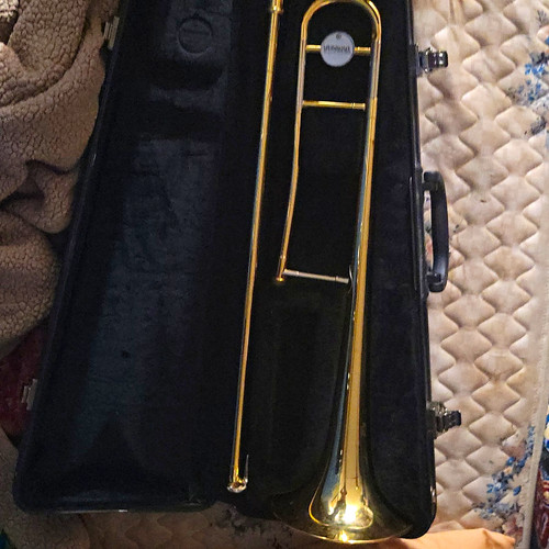 Yamaha tenor slide trombone - bb,