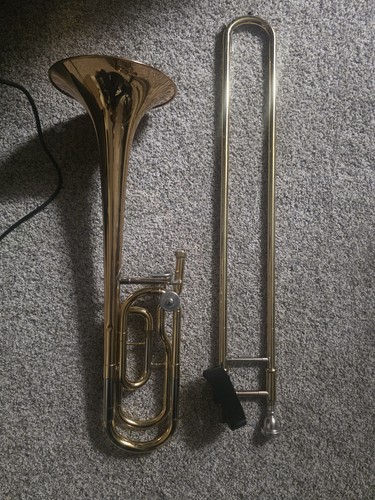 Yamaha tenor - bb/f,